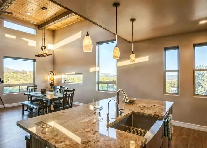 Panoramic Mesa Views Firepit & Outdoor Fun * Sedona