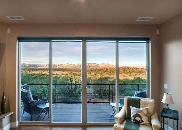 Panoramic Mesa Views Firepit & Outdoor Fun Sedona