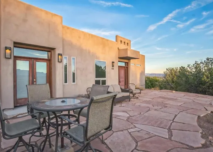 Panoramic Mesa Views Firepit & Outdoor Fun Sedona